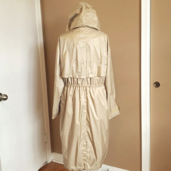 NWT Light packable Rain Coat H&M - Picture 4 of 15
